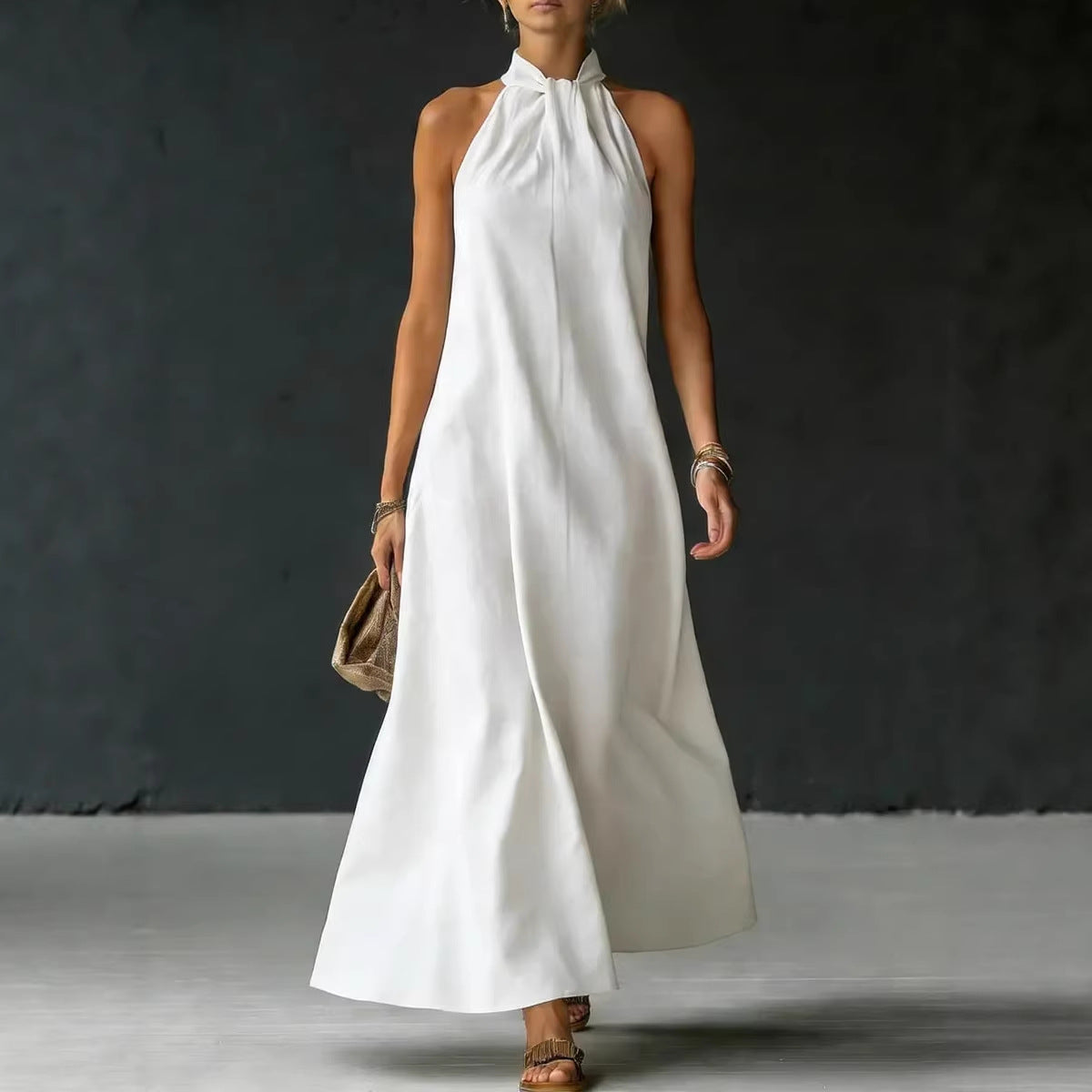 Robe longue sans manches à bretelles croisées