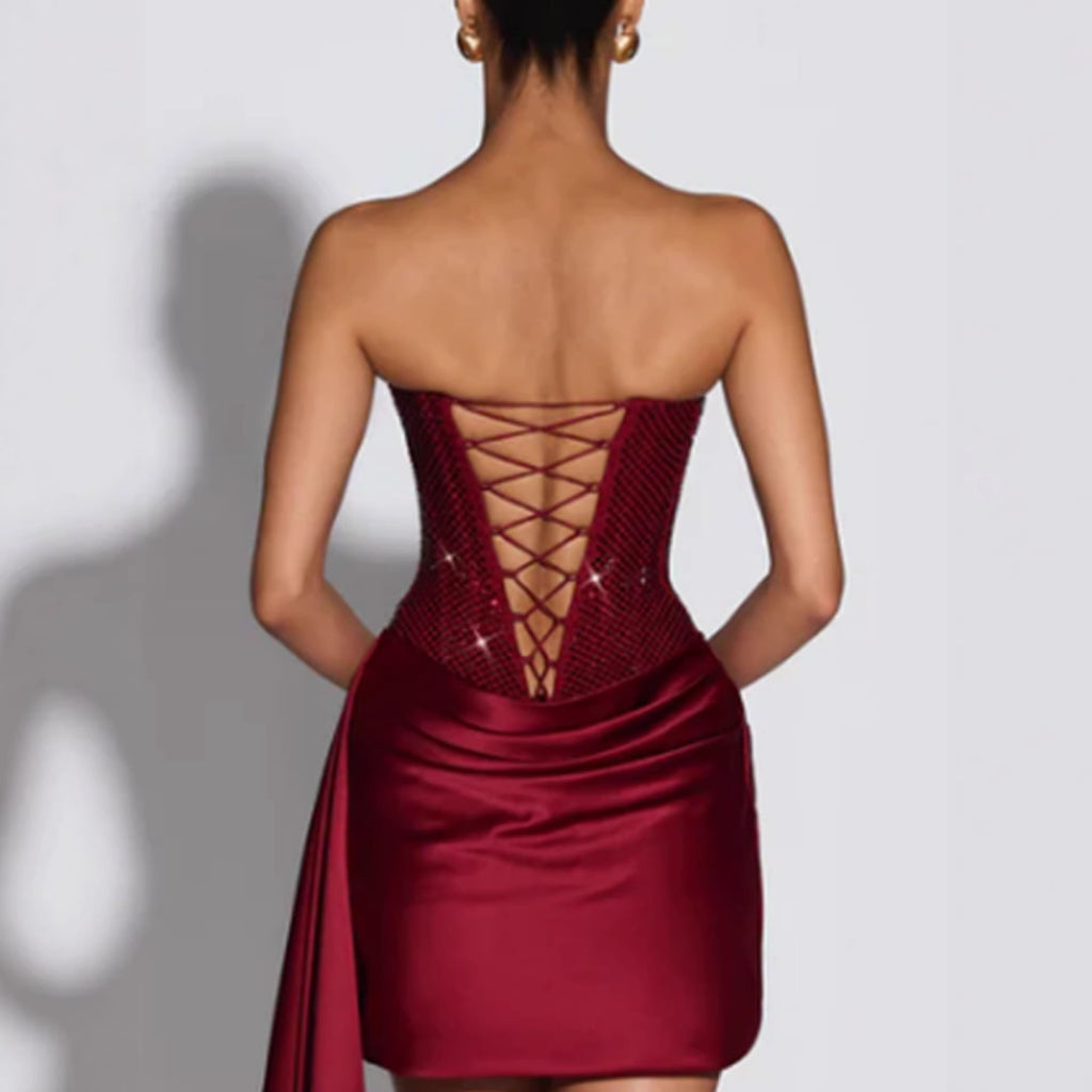 Robe bustier gainante à paillettes bordeaux