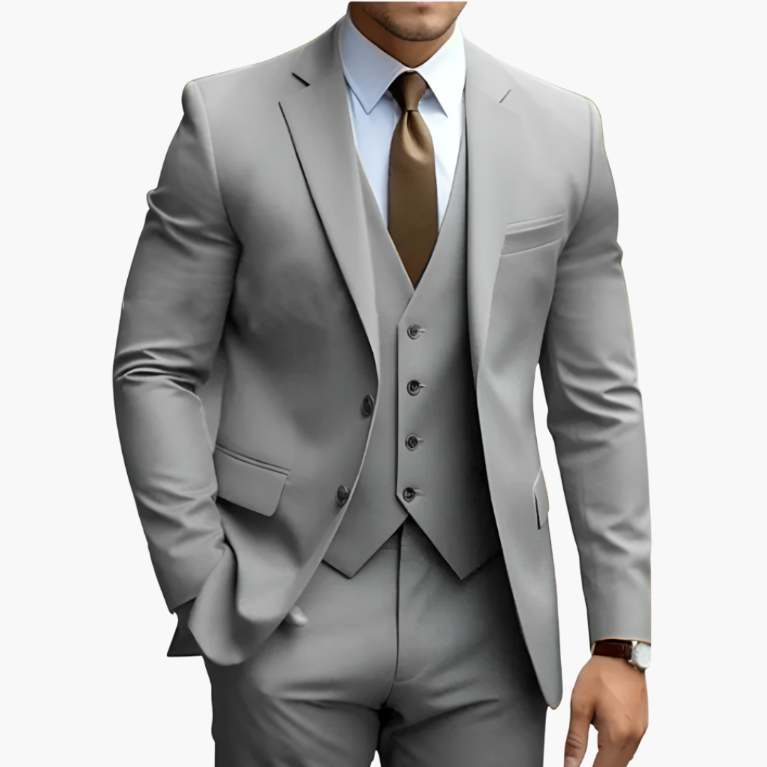 Costume homme élégant avec veste, gilet et pantalon