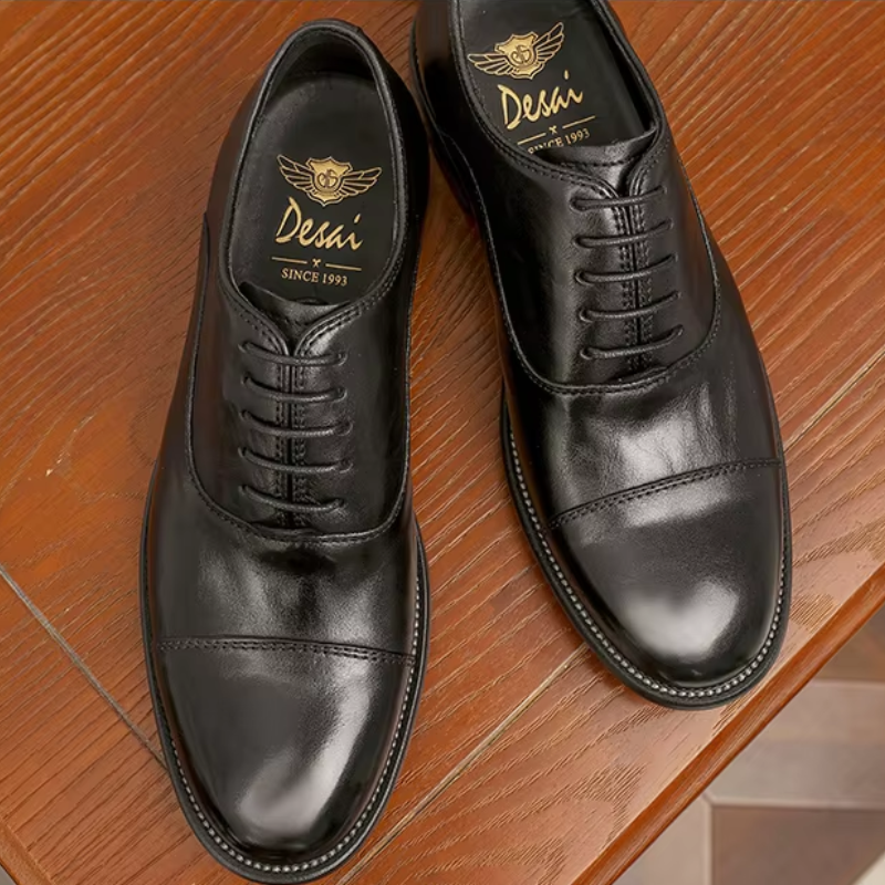 Men's Suede Loafers with Rubber Sole - Stylish Stitching Details