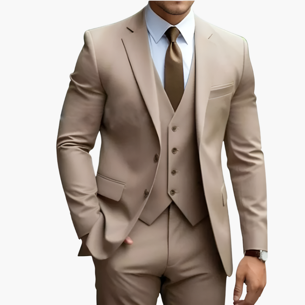 Costume homme élégant avec veste, gilet et pantalon
