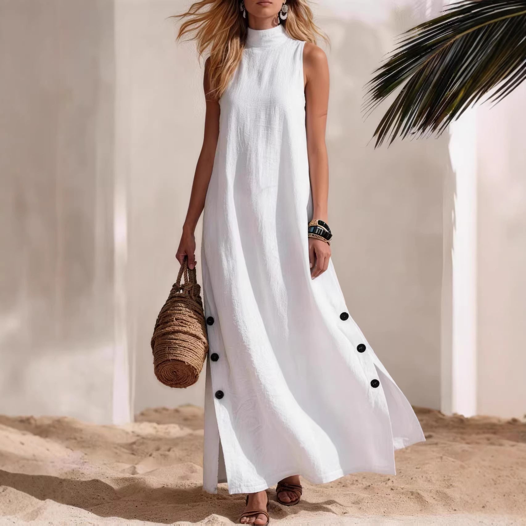 Robe lin-coton sans manches, coupe droite et fentes latérales