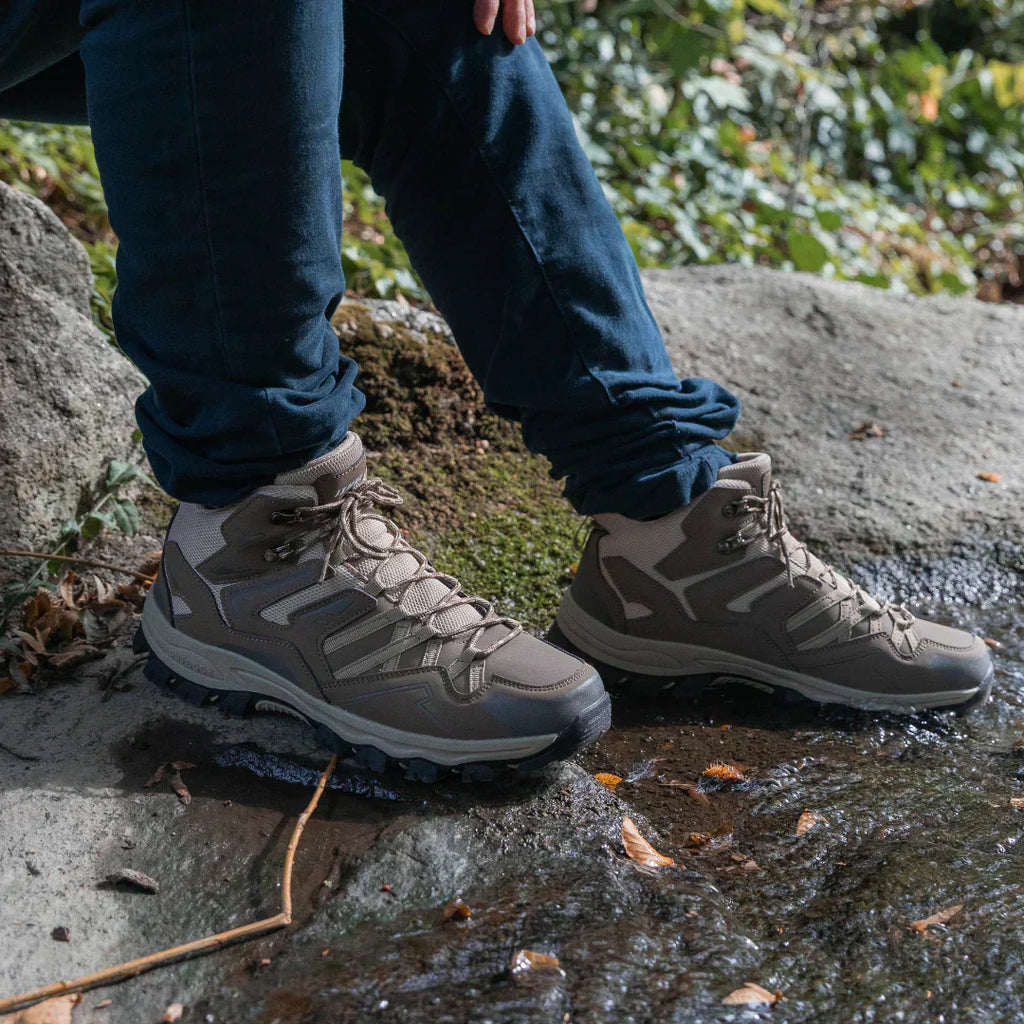 Chaussures de randonnée femme en cuir imperméable