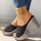 Sandale compensée en strass