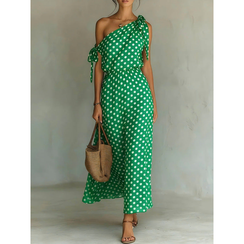 Robe asymétrique à pois imprimée - Élégance moderne