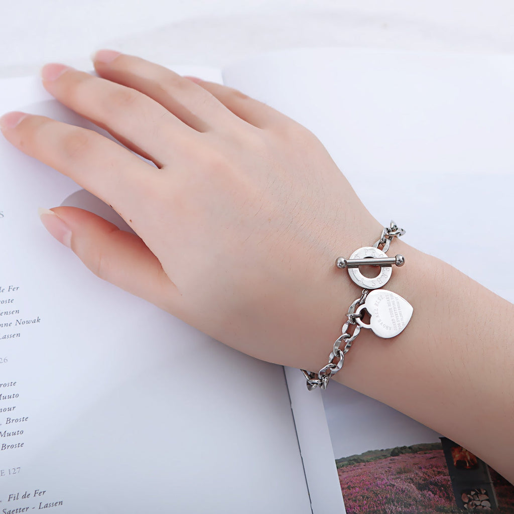 Bracelet pendentif cœur en acier titane