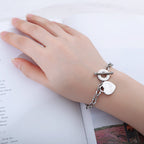 Bracelet pendentif cœur en acier titane