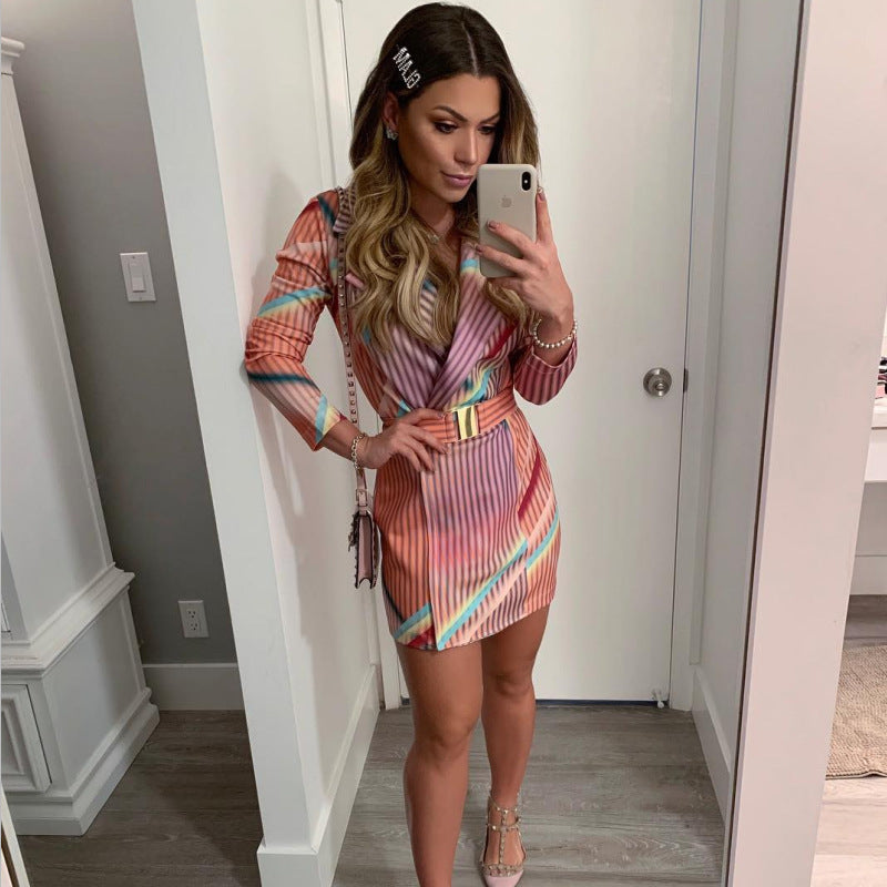 Robe courte sexy manches longues avec ceinture