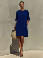 Robe col rond à manches retroussées