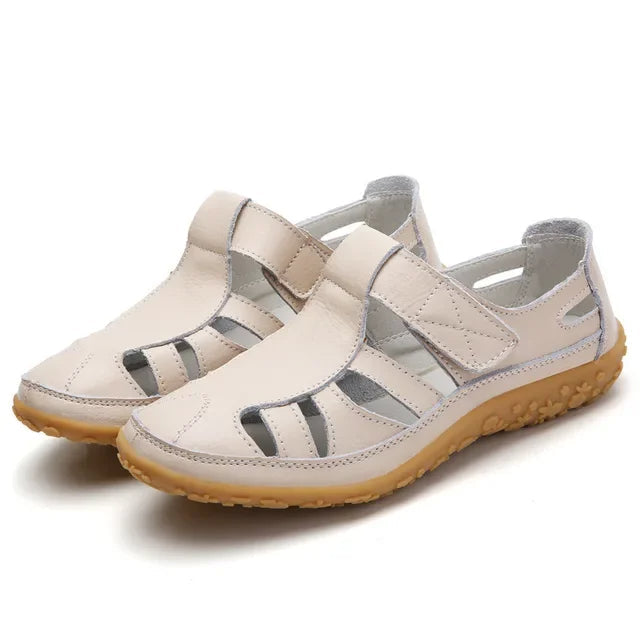Chaussures de marche décontractées pour femmes, couleur beige, semelle antidérapante, design aéré, confort optimal, idéales pour l'été.