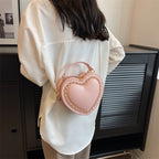 Sac à main bandoulière avec chaîne forme coeur