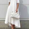 Robe en polyester fluide et élégante