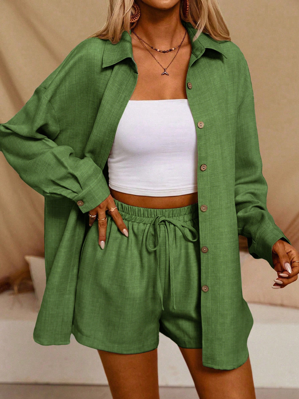 Ensemble Cardigan et Short — Casual Chic Épuré