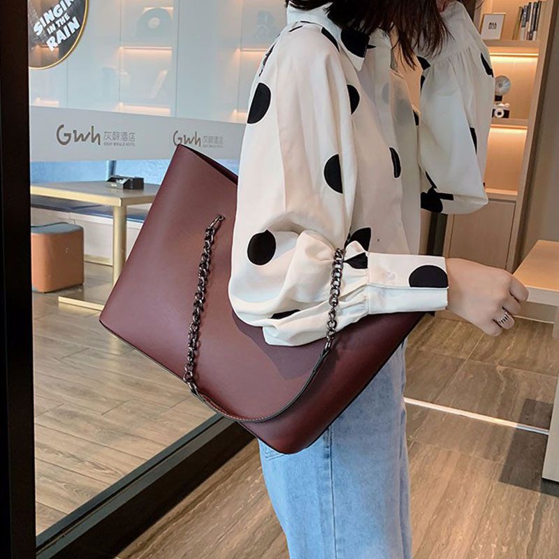 Sac cabas rétro grande capacité poignée à chaîne