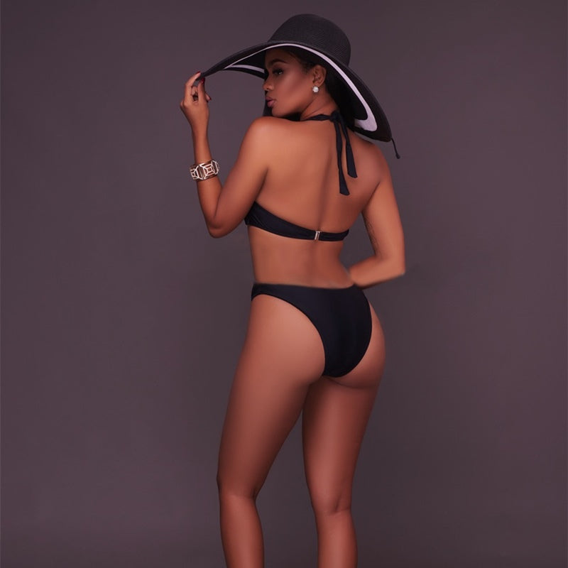 Maillot de bain une pièce chic licou découpe dos nu