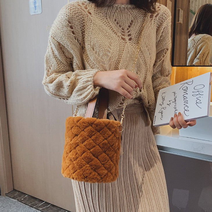 Sac seau à bandoulière Peluche Couleur Unie