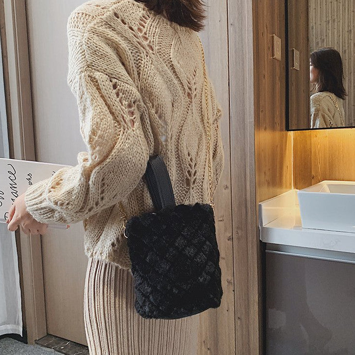 Sac seau à bandoulière Peluche Couleur Unie