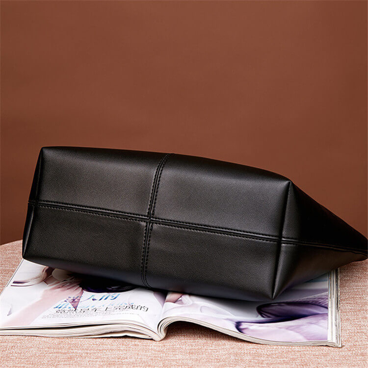Large capacity handled bag