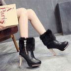 Bottes à talons hauts en peluche et strass - Chic&Shines
