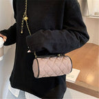 Fashion pillow bag with chain zipper