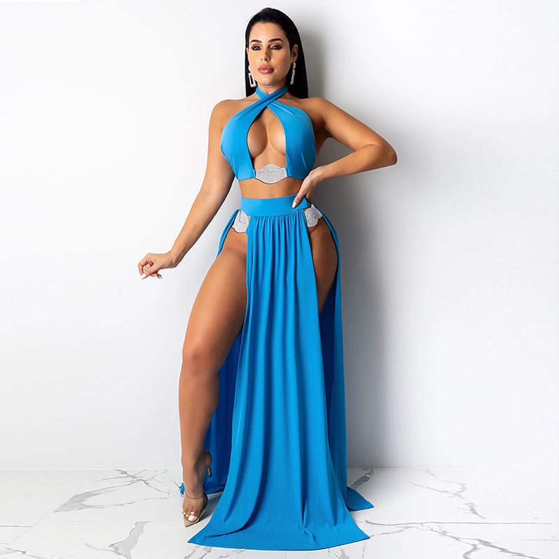 Maillot de bain 3 pièces haut licou dos nu et sa jupe longue à fente latérale