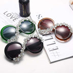 Lunettes de Soleil Ronde Grande Monture Strass Décoration