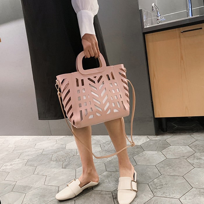 Ensemble sac design découpe avec pochette