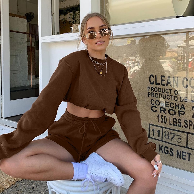 Ensemble short et sweat-shirt manche longue couleur unie