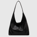 Sac à main noir en cuir texturé, design minimaliste, anse unique, style moderne et élégant, accessoire de mode pour femme.