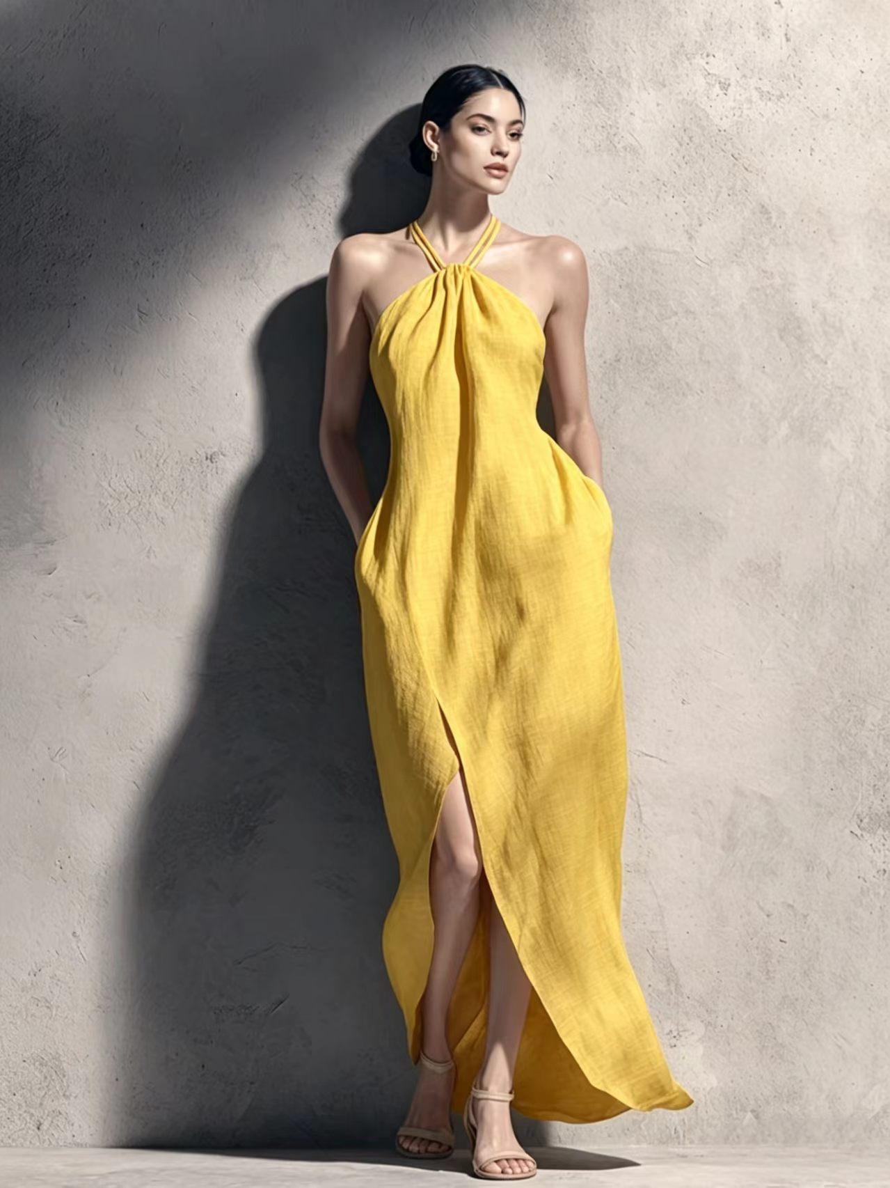 Robe cache-cœur à taille cintrée et fente latérale