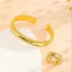 Ensemble bijoux bagues et bracelets plaqués or