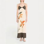 Robe longue fluide col V motif fleuri