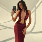 Robe longue décolleté plongeant et dos nu