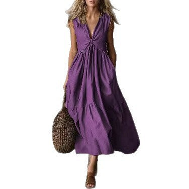 Robe longue col V sans manches – Unie et intemporelle