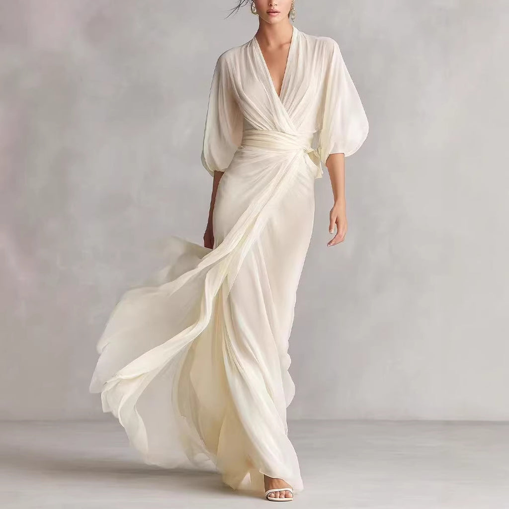 Robe longue épurée — Élégance intemporelle