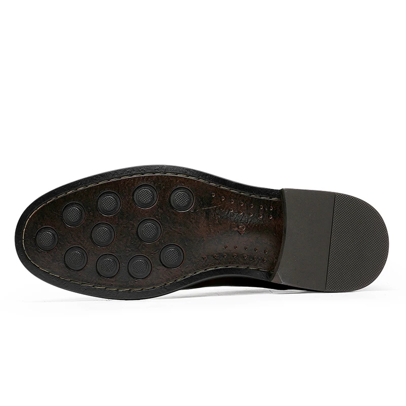 Men's Suede Loafers with Rubber Sole - Stylish Stitching Details