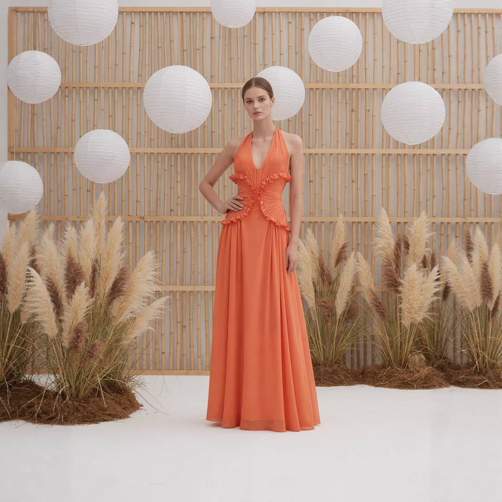 Robe longue orange à encolure cache-cœur