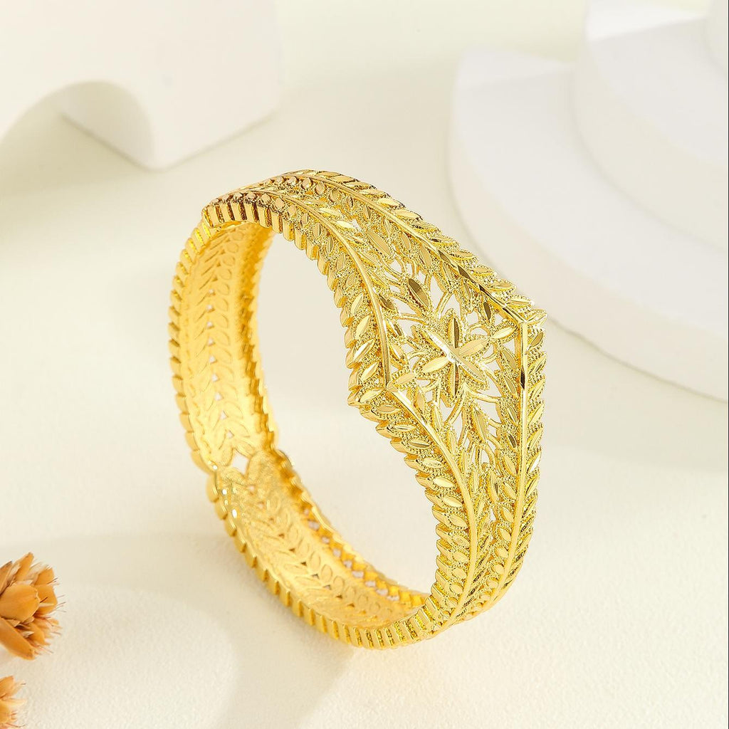 Bracelet en forme de blé sculptée