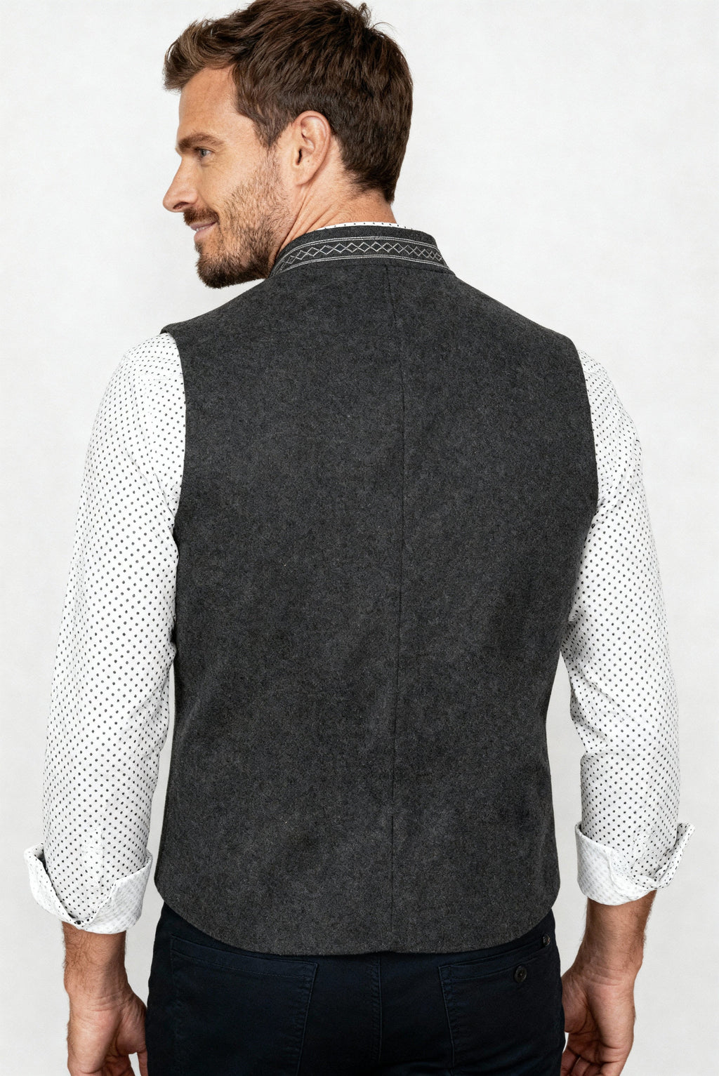 Gilet gris traditionnel élégant pour homme