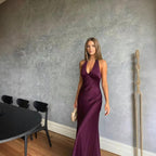 Robe longue satin dos nu à noeuds