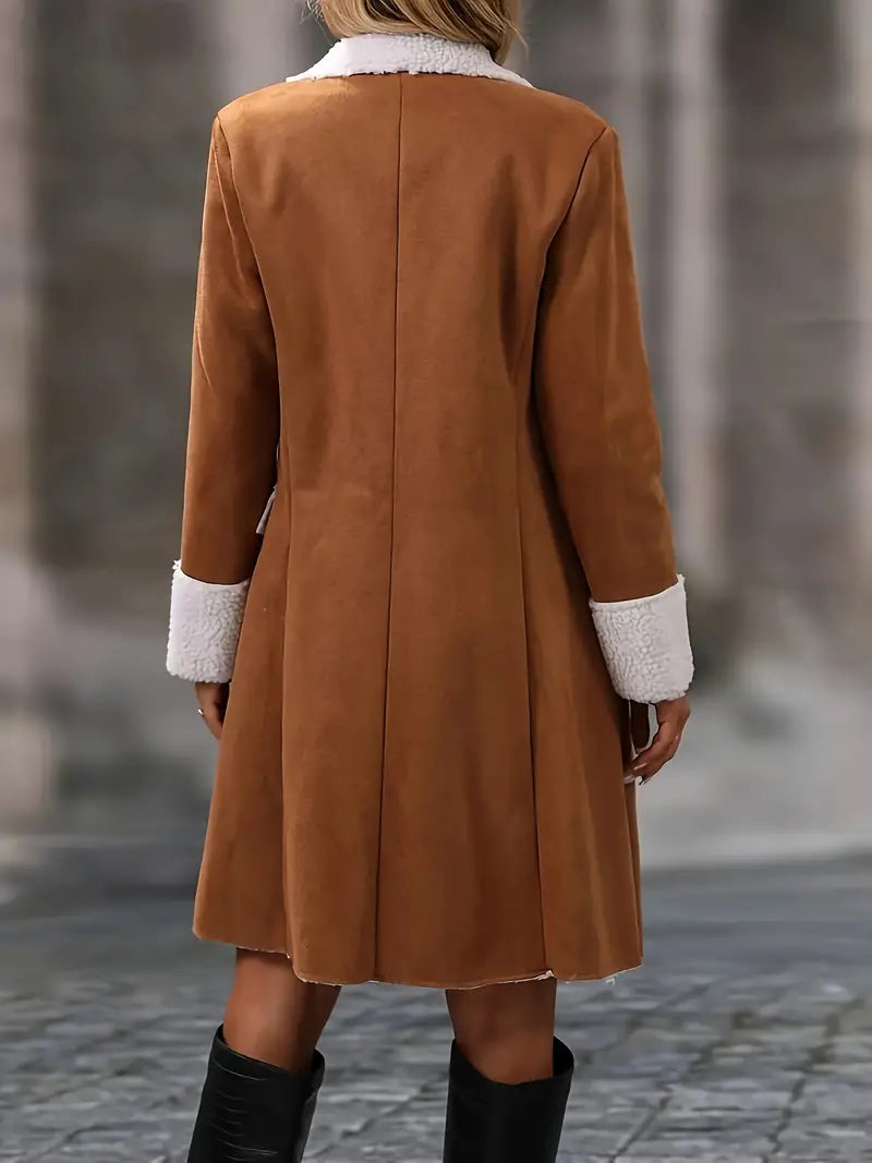Cuddly collar trench coat