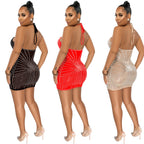 Robe courte dos nu en résille strass
