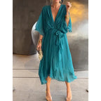 Robe asymétrique manches chauve-souris — Élégance fluide