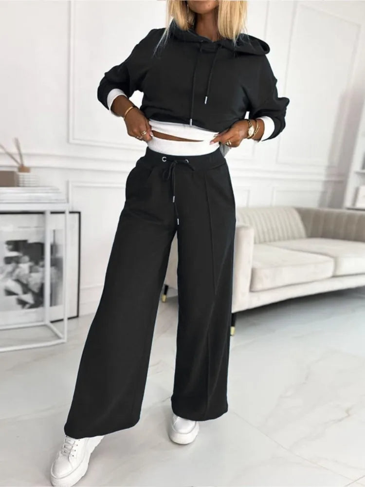 Ensemble pour femmes avec sweat à capuche et pantalon de survêtement - Confortable, élégant et polyvalent
