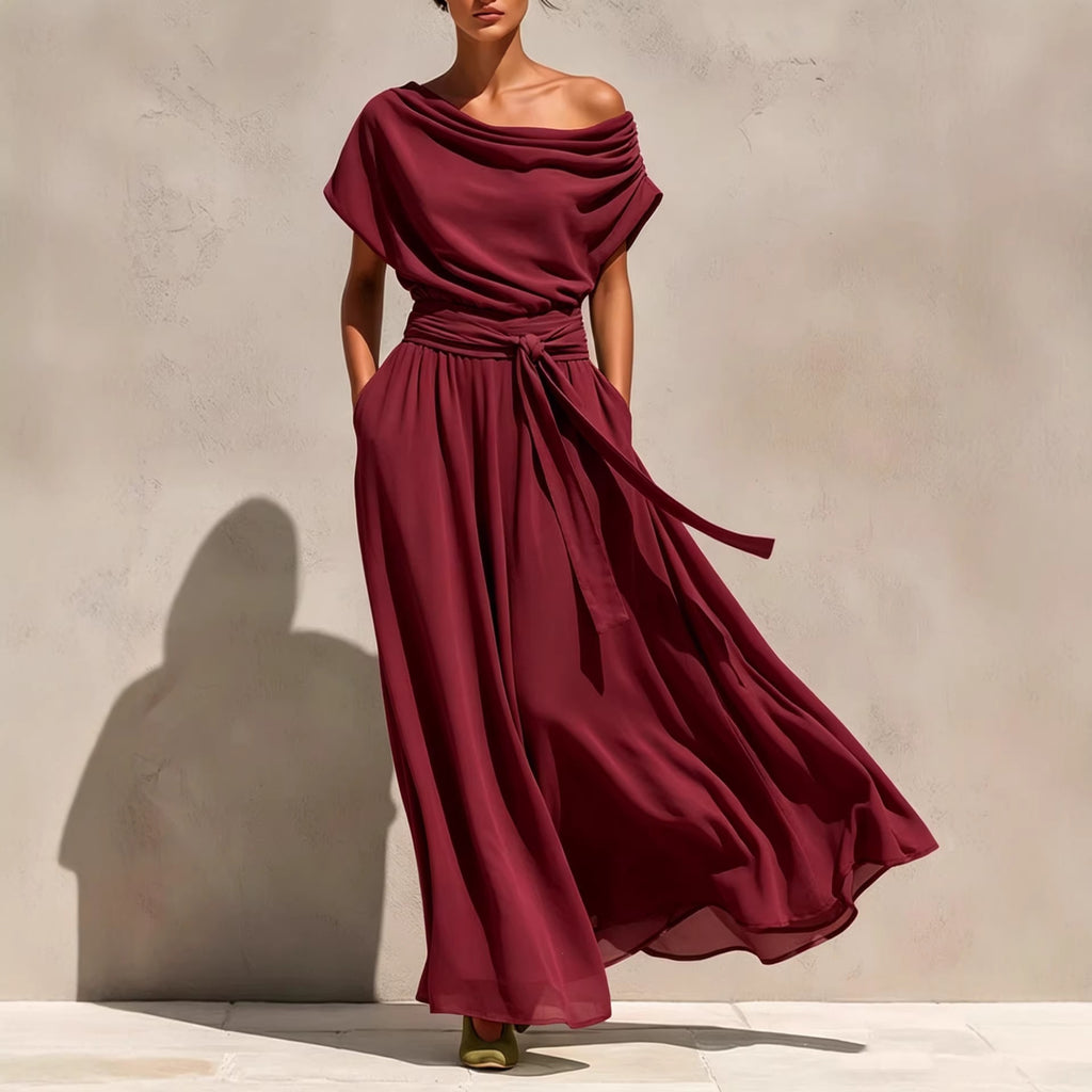 Robe mi-longue plissée taille marquée manches courtes