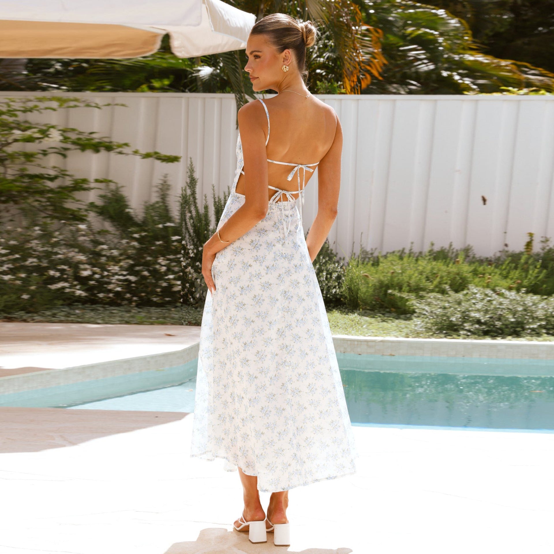 Floral backless fluid dress — Resort elegance