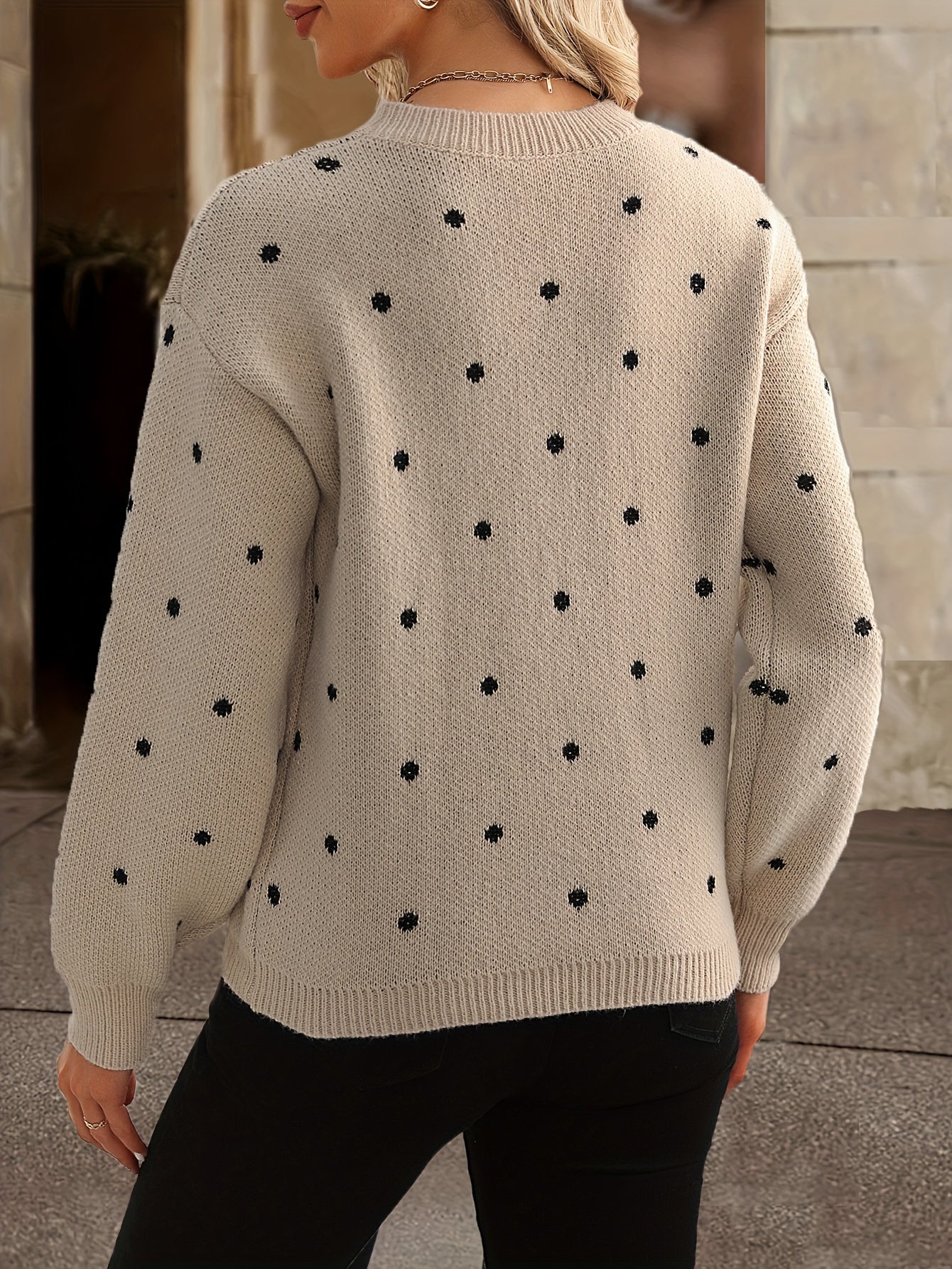 Pull à pois Zara : décontracté et élégant pour femme en automne et en hiver