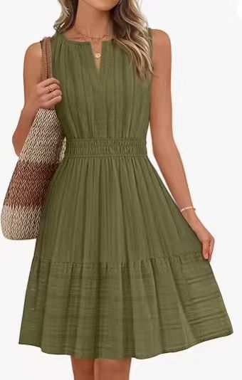 Bohemian pleated linen dress, round neck, fitted waist