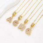 Collier pendentif lettre de l'alphabet