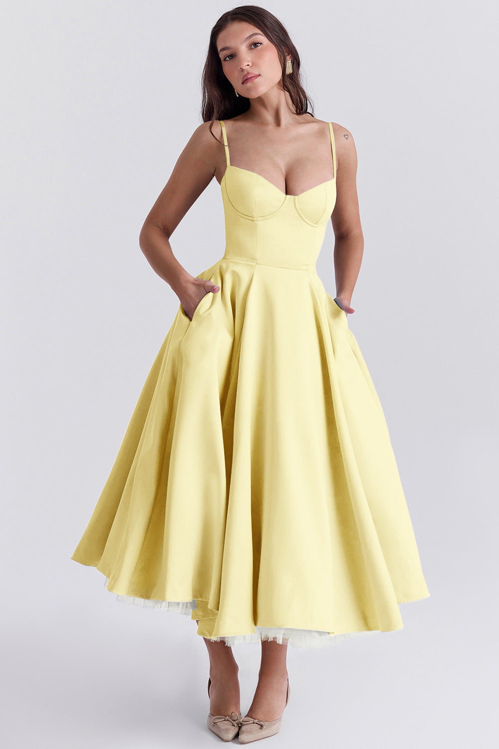 Robe longue voile ajouré – Élégance fluide et légère